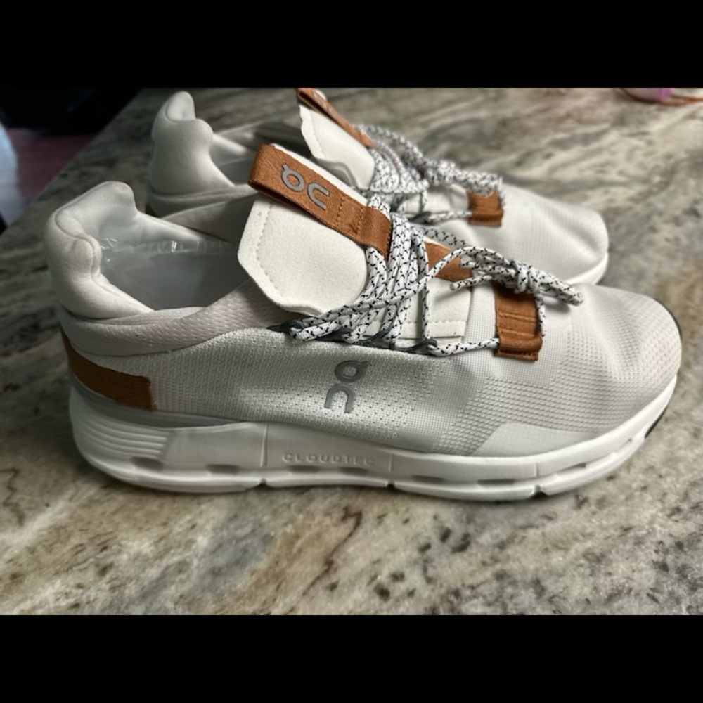 On cloud nova white pearl men size 7